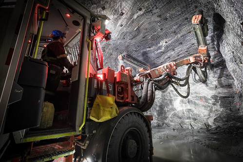 Шахта Agnico Eagle Mines для видобутку золота